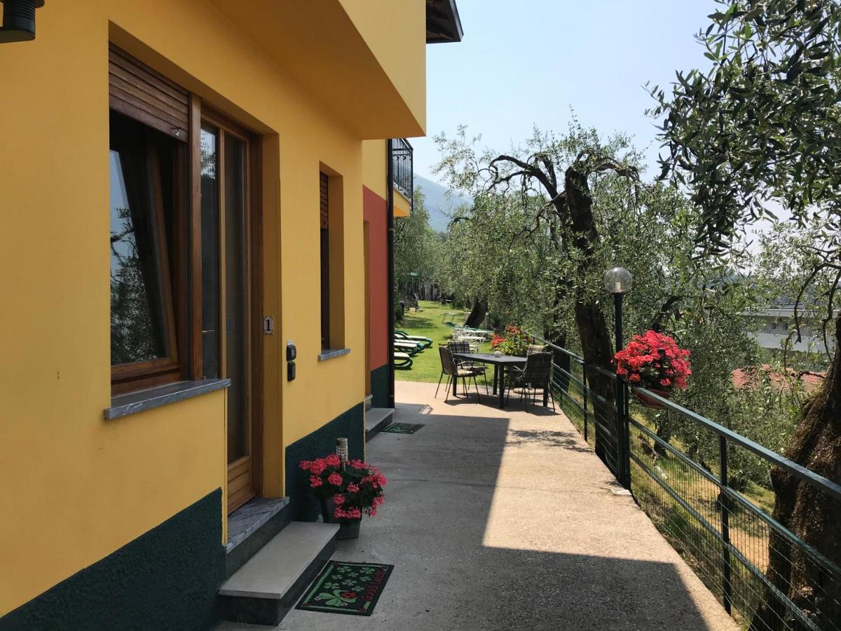 Casa Rosa Apartments Malcesine Luaran gambar